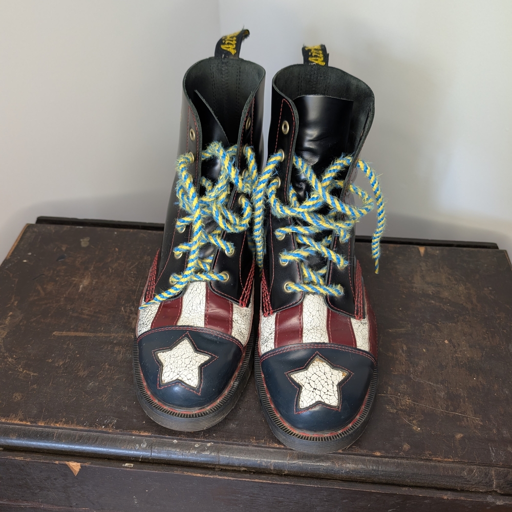 Rare!! Limited Edition Dr Martens Congress Boots.